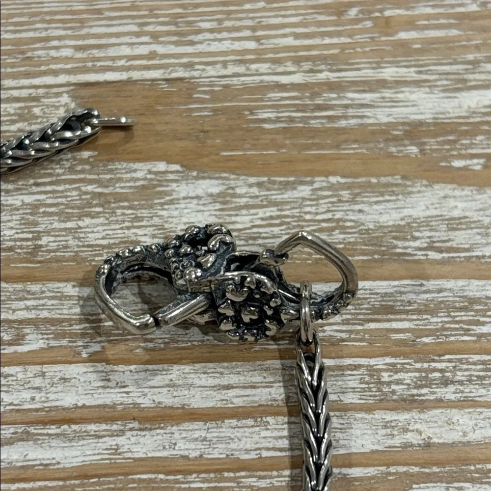 TROLLBEADS sterling silver bracelet with catching hearts lace lock clasp - Picture 15 of 17